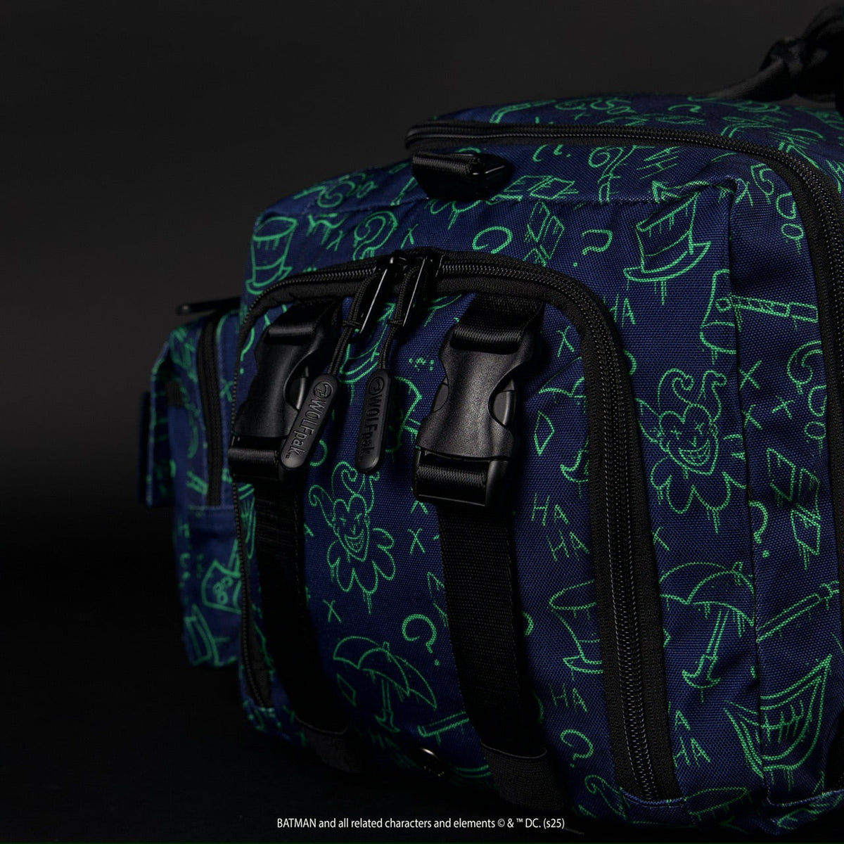 30L Perfect Duffle Bag DC Villains - Image 14