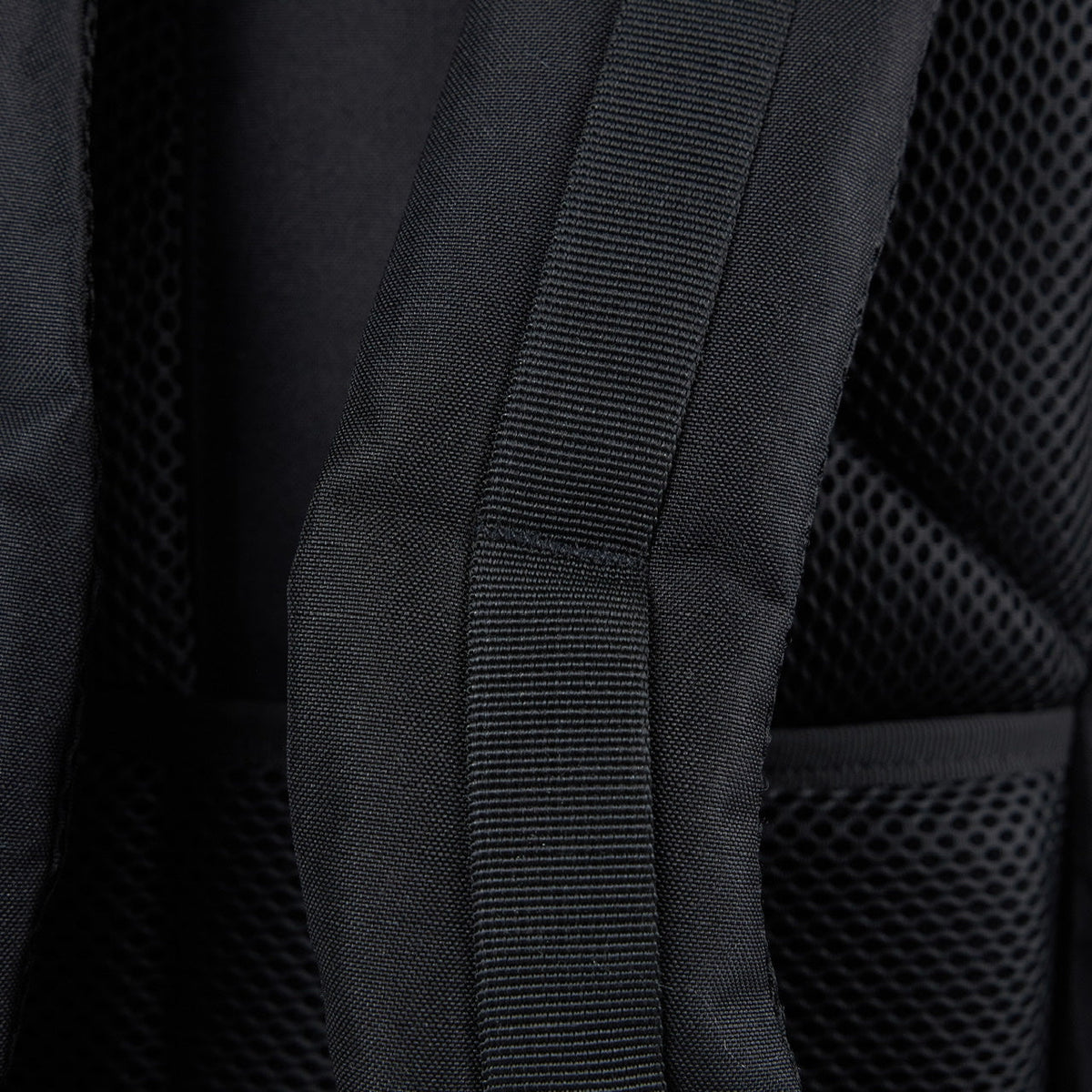 15L Backpack Nightshade - Image 24