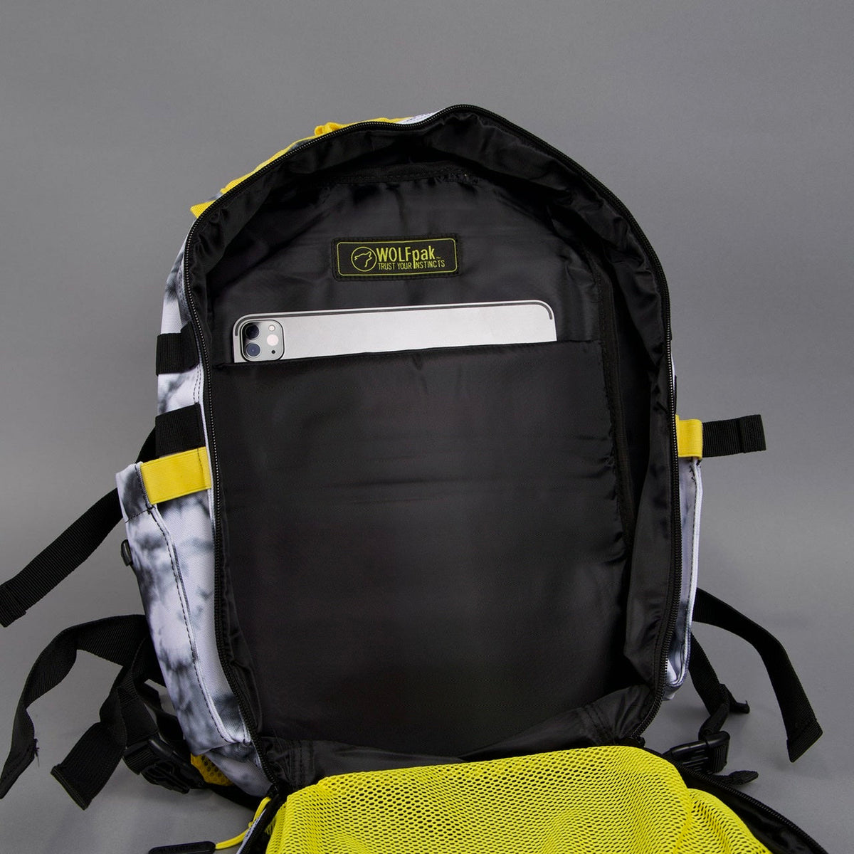 25L Backpack Timber Wolf Yellow Jacket - Image 27