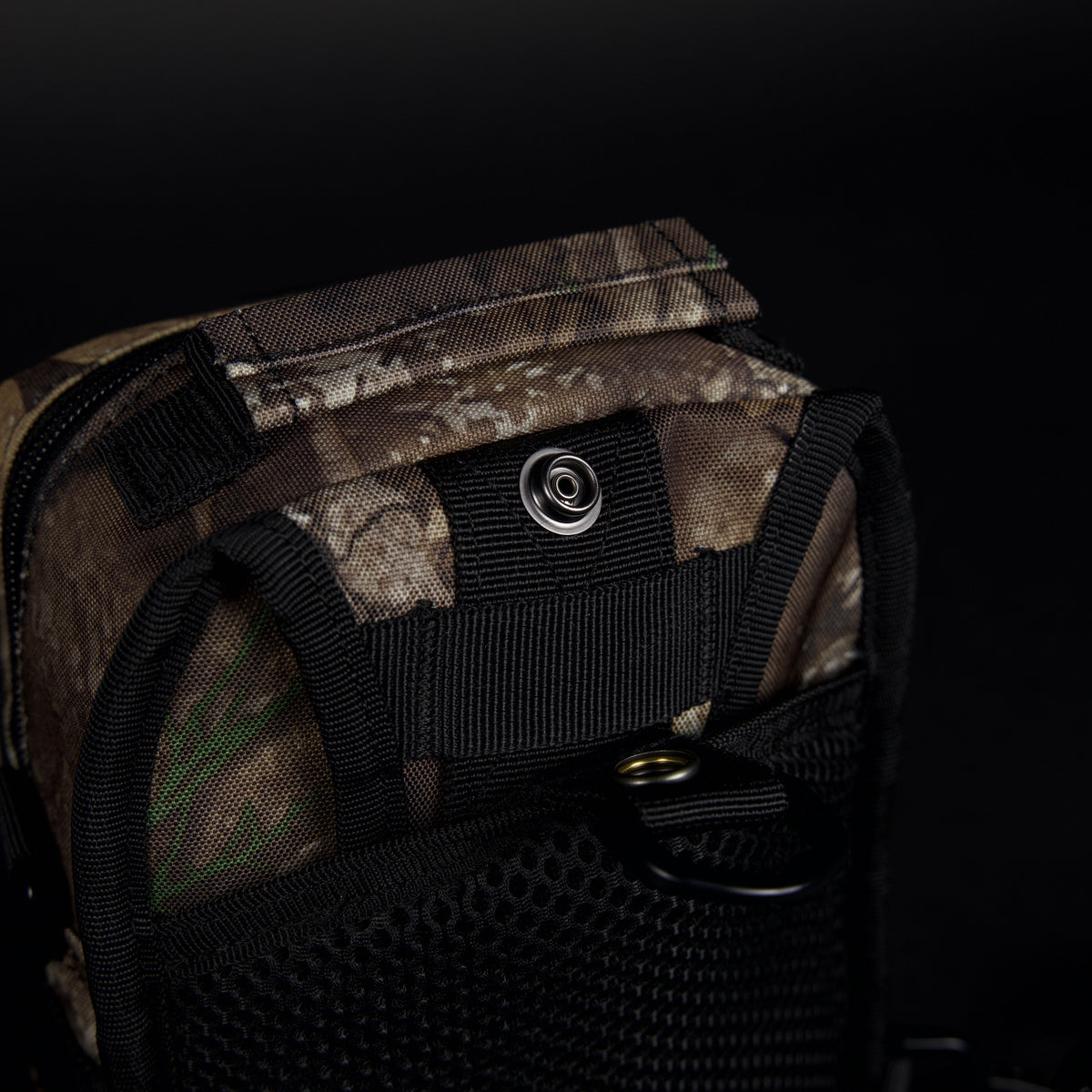 4L Mini Tactical Sling Bag Realtree APX - Image 13