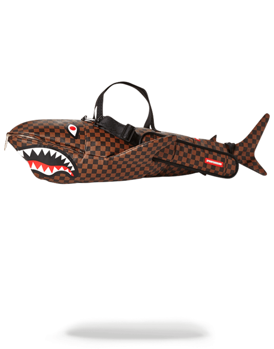 A Shark in Paris - Image 4