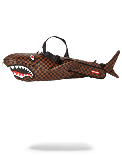 A Shark in Paris - Image 4