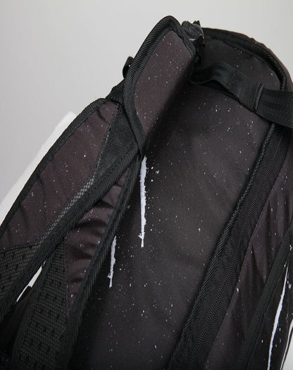 Party Shark Duffpack - Image 7