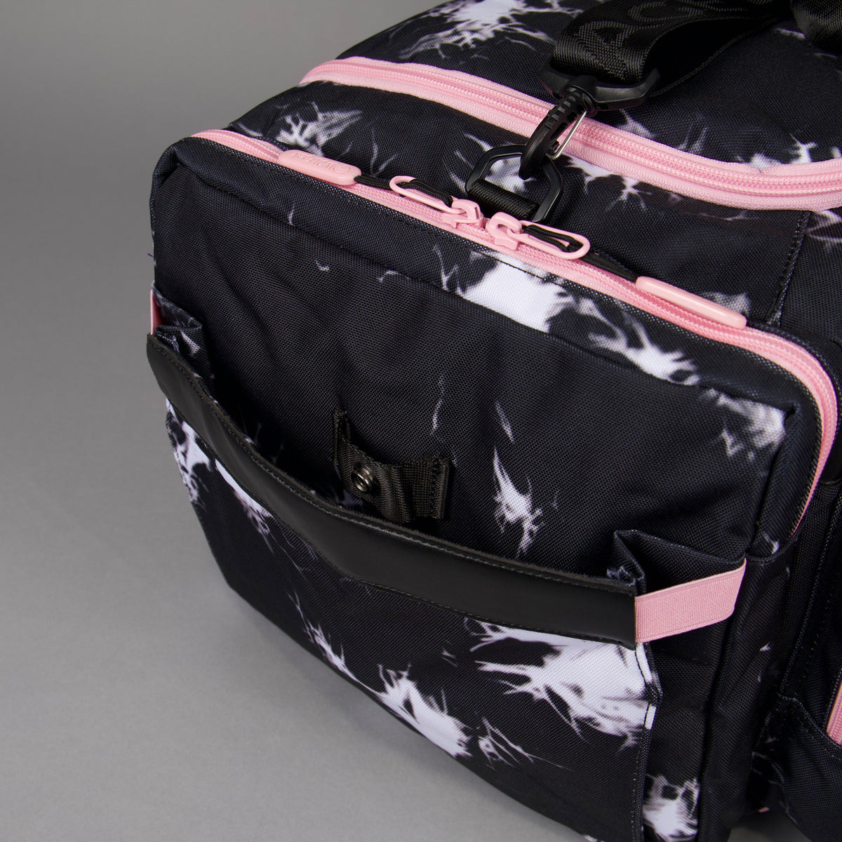 40L Ultimate Duffle Bag Black Lightning Knockout Pink - Image 11