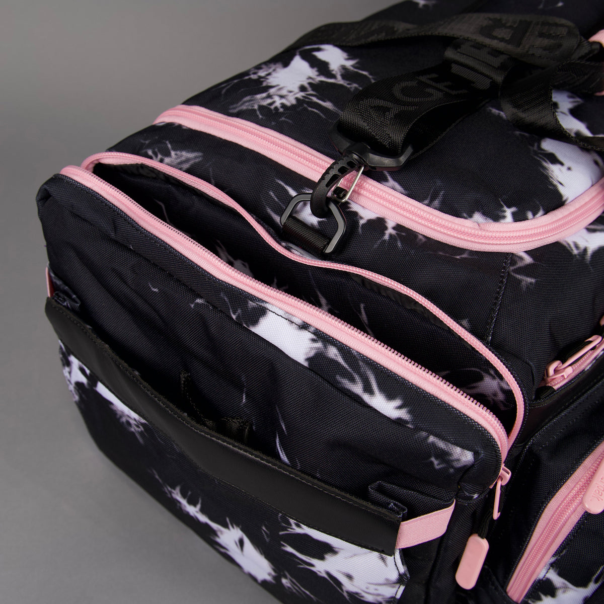 40L Ultimate Duffle Bag Black Lightning Knockout Pink - Image 12