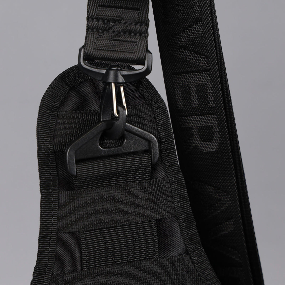 9L Tactical Sling Bag Alpha Black - Image 7
