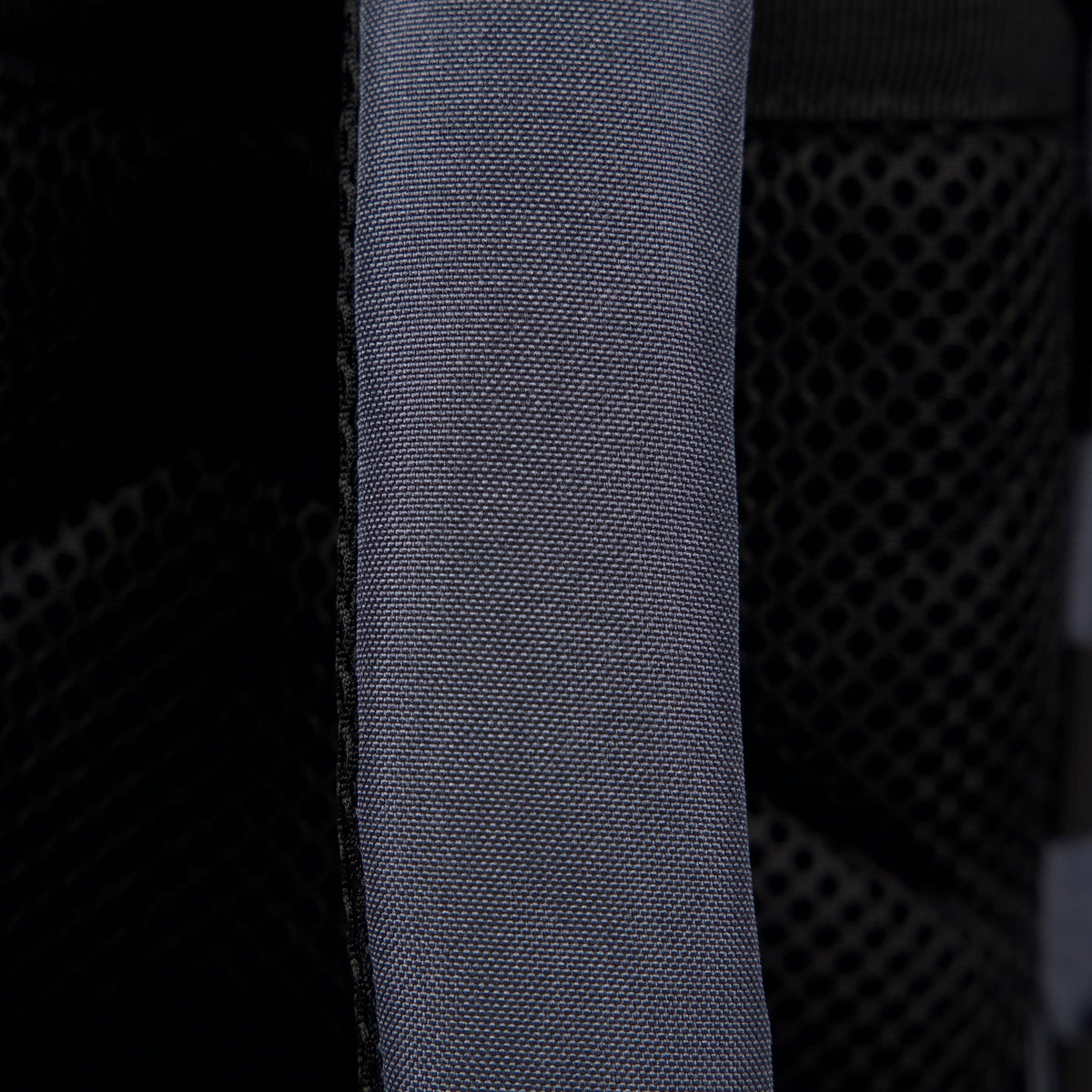 9L Backpack Mini Achromatic - Image 10