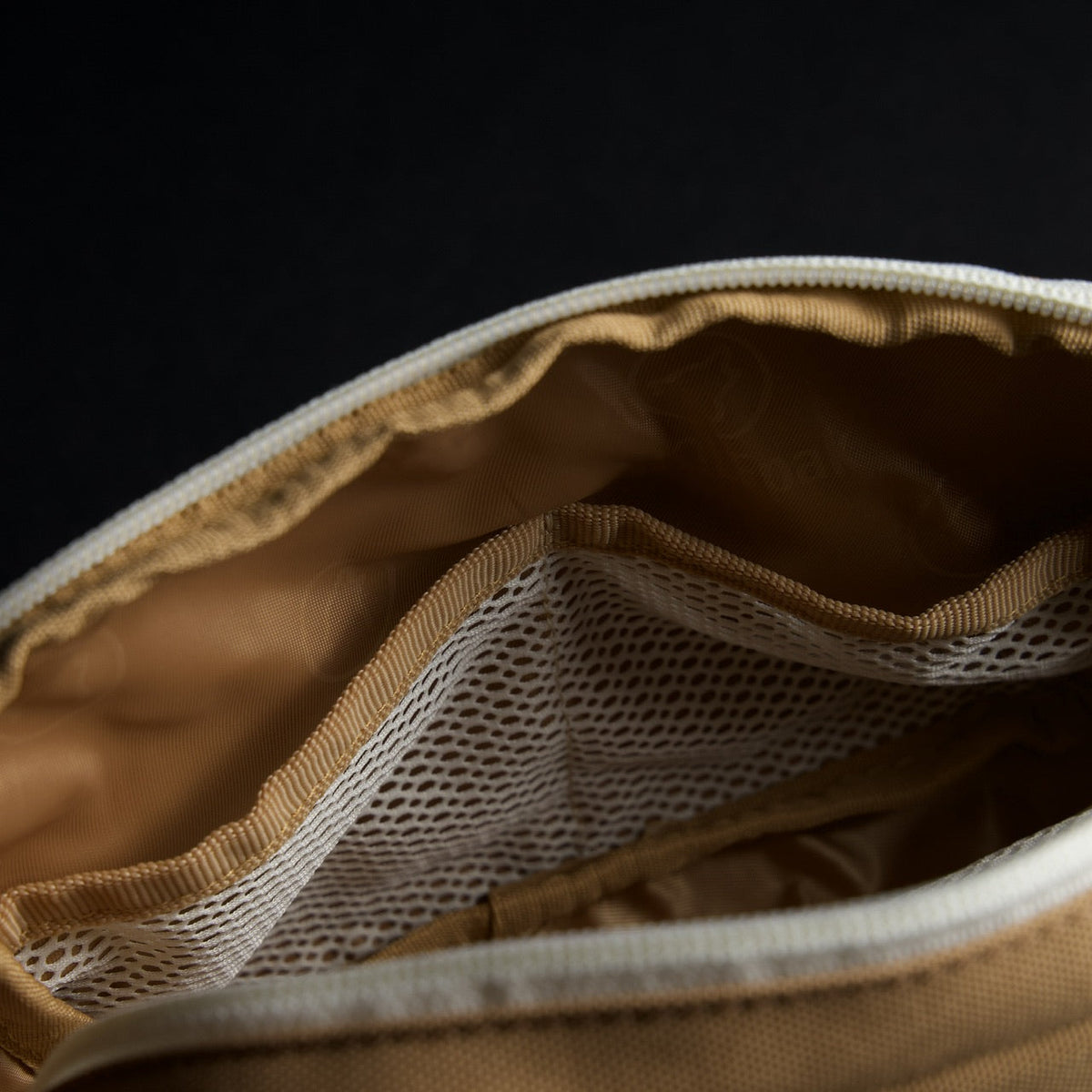 1.5L Crossbody Pack Toffee - Image 8