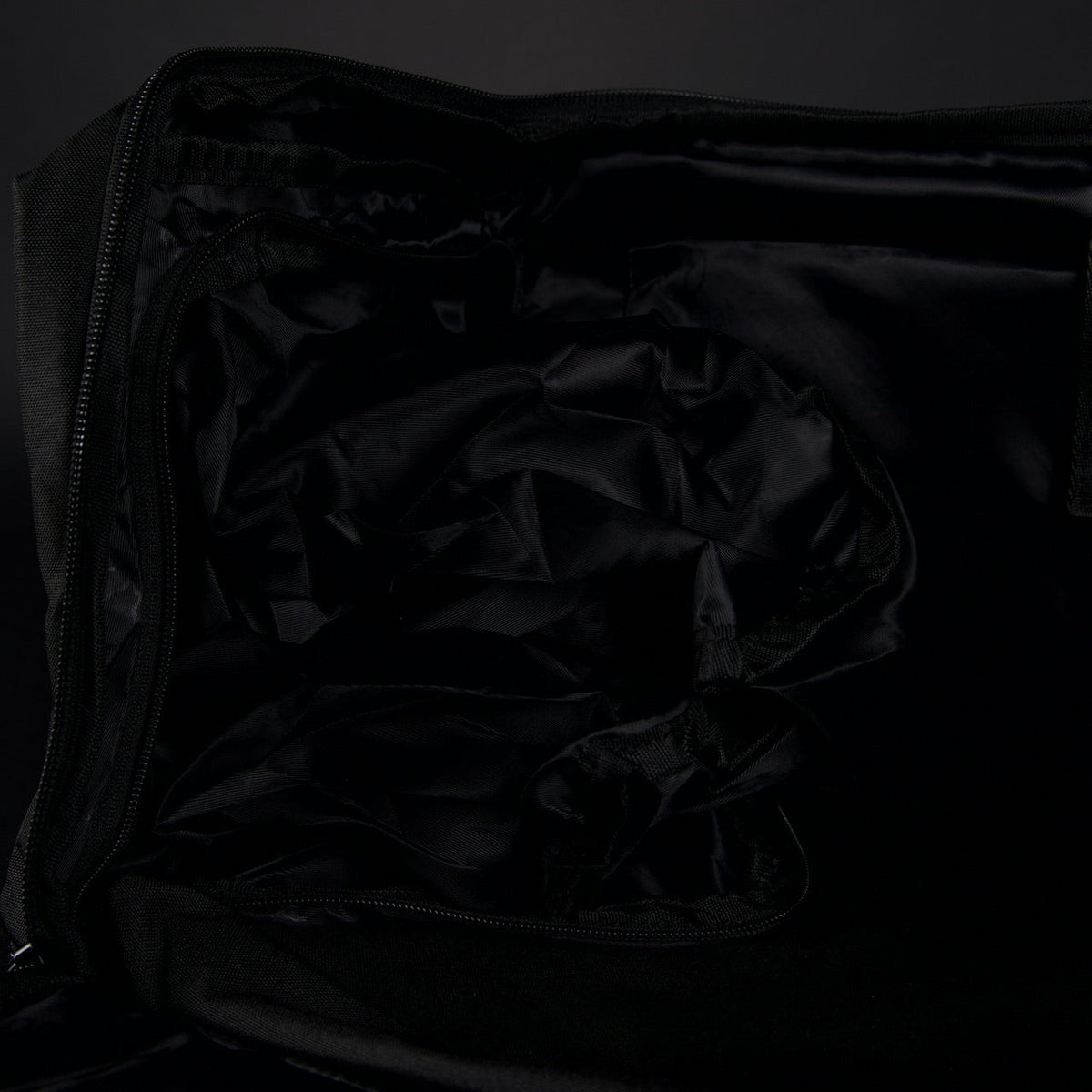 30L Perfect Duffle Bag Black Phantom - Image 27