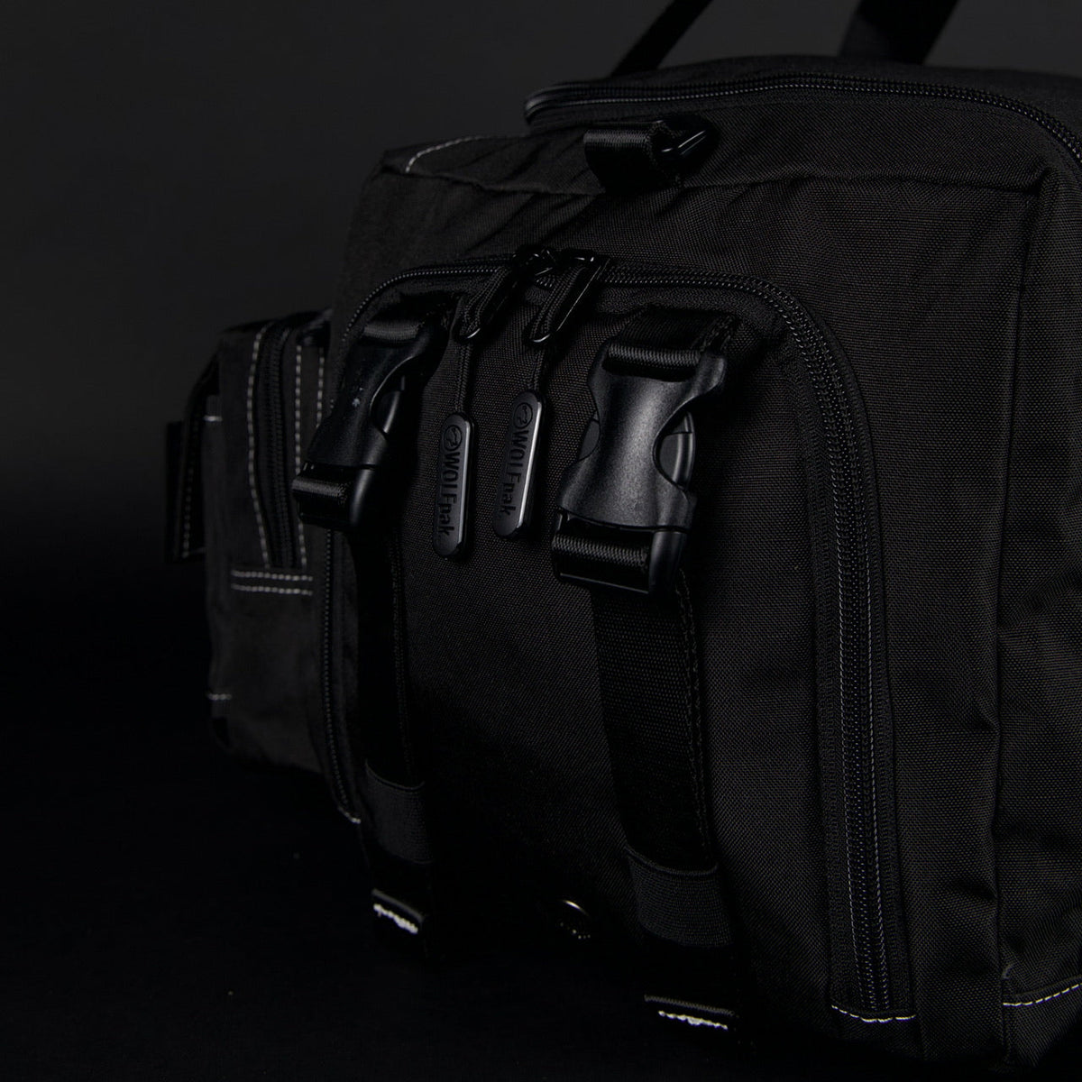30L Perfect Duffle Bag Black Phantom - Image 17