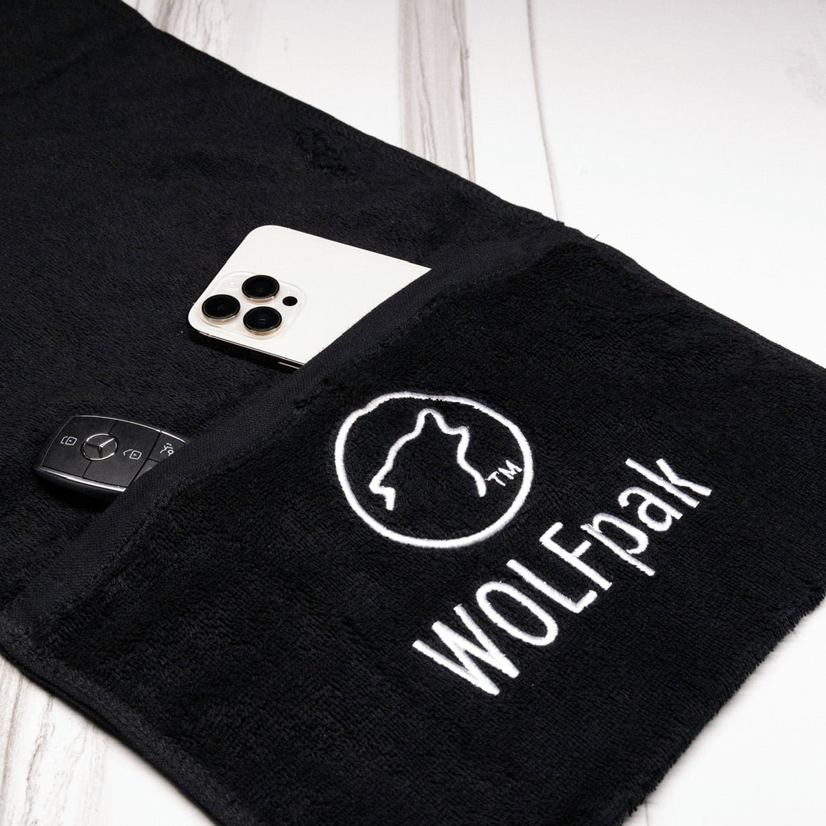 Gym Towel w/Pocket - Image 4