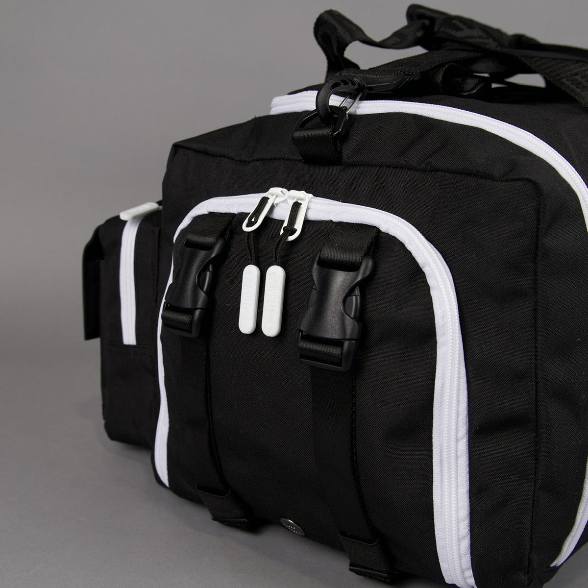 40L Ultimate Duffle Bag Alpha Black White Accents - Image 13