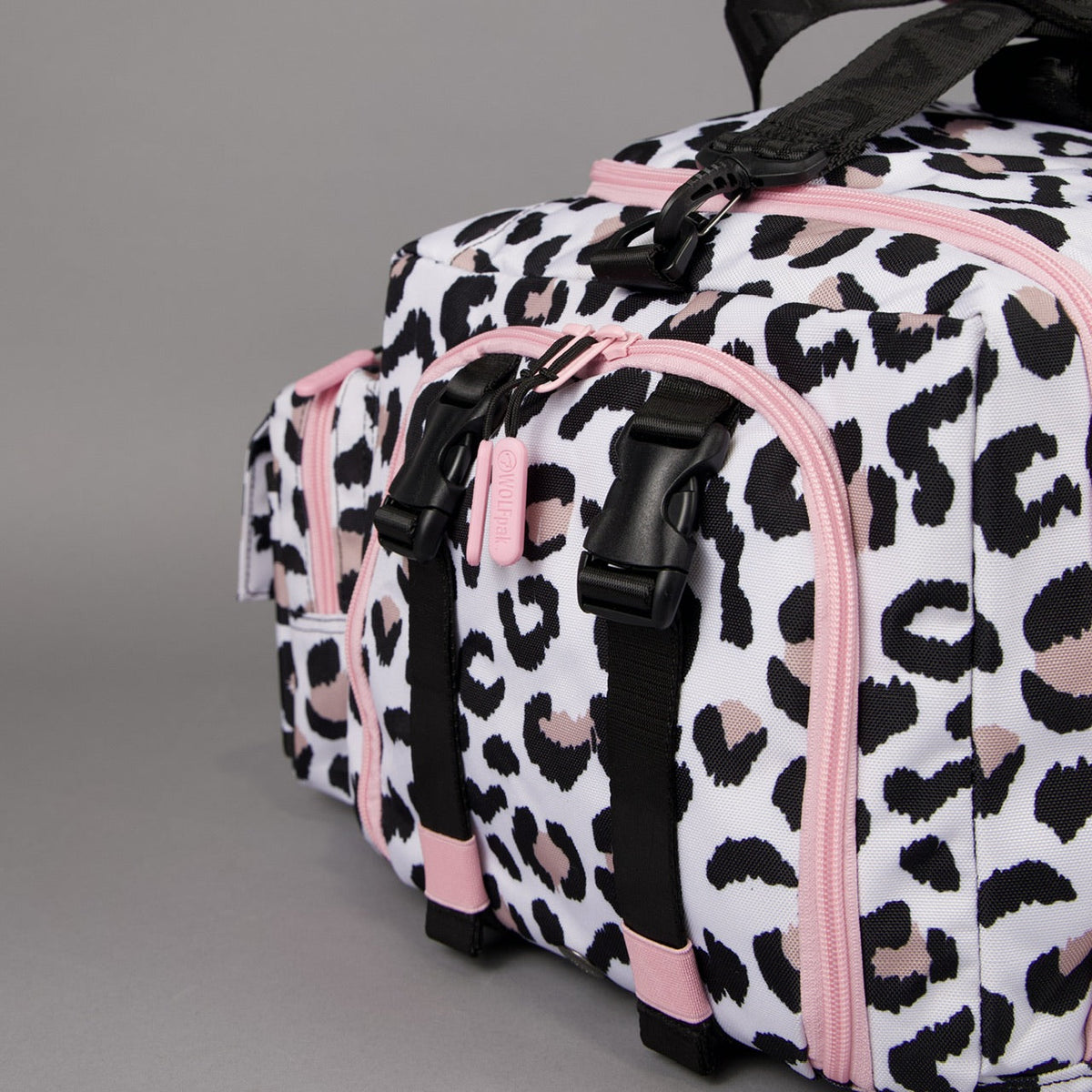 40L Ultimate Duffle Bag Leopard Pink Zip - Image 13