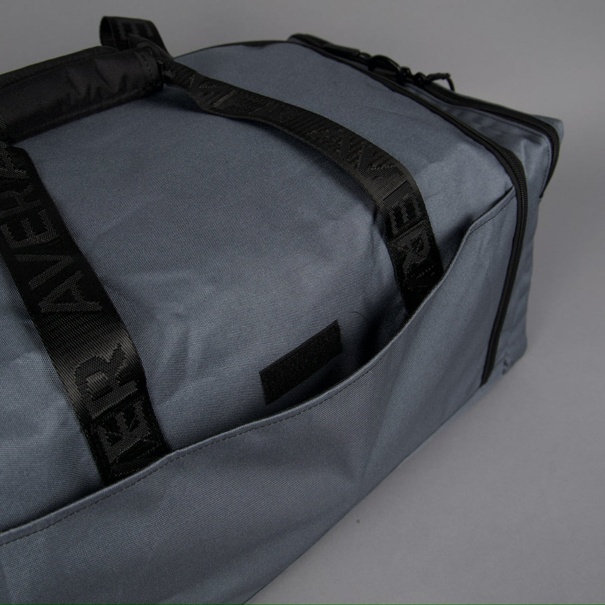 40L Ultimate Duffle Bag Iron Gray - Image 18