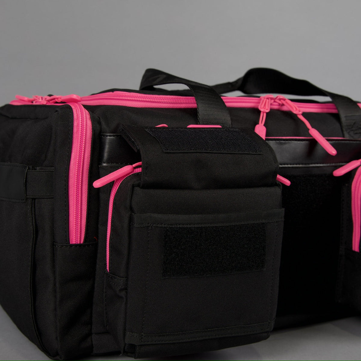 30L Perfect Duffle Bag Neon Pink - Image 18