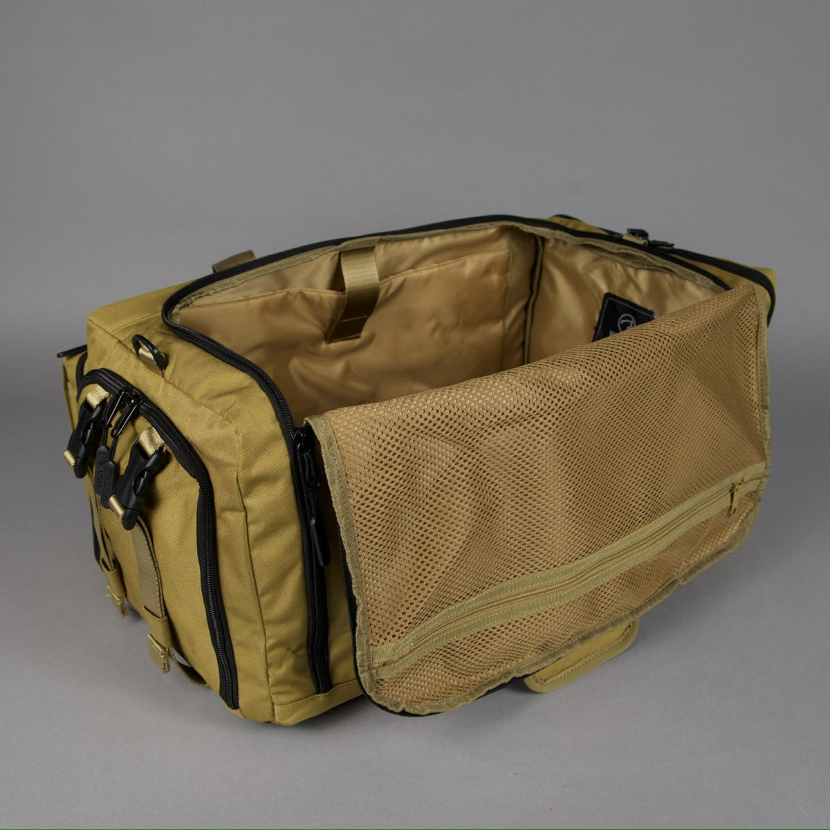 40L Ultimate Duffle Bag Khaki - Image 15