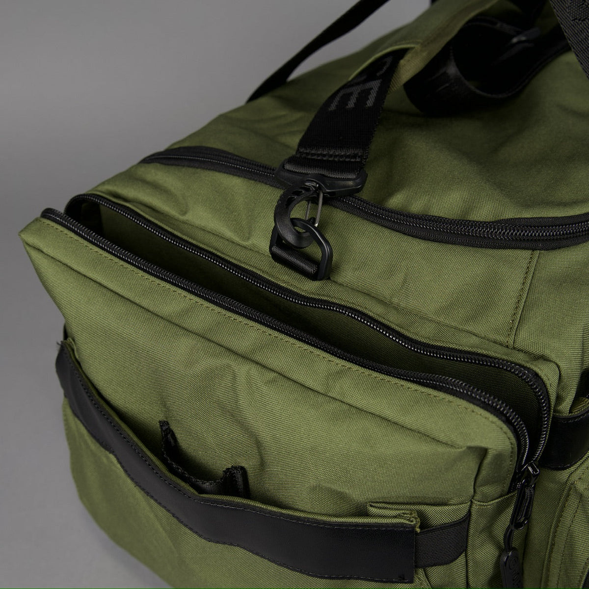 40L Ultimate Duffle Bag Athletic Green - Image 15