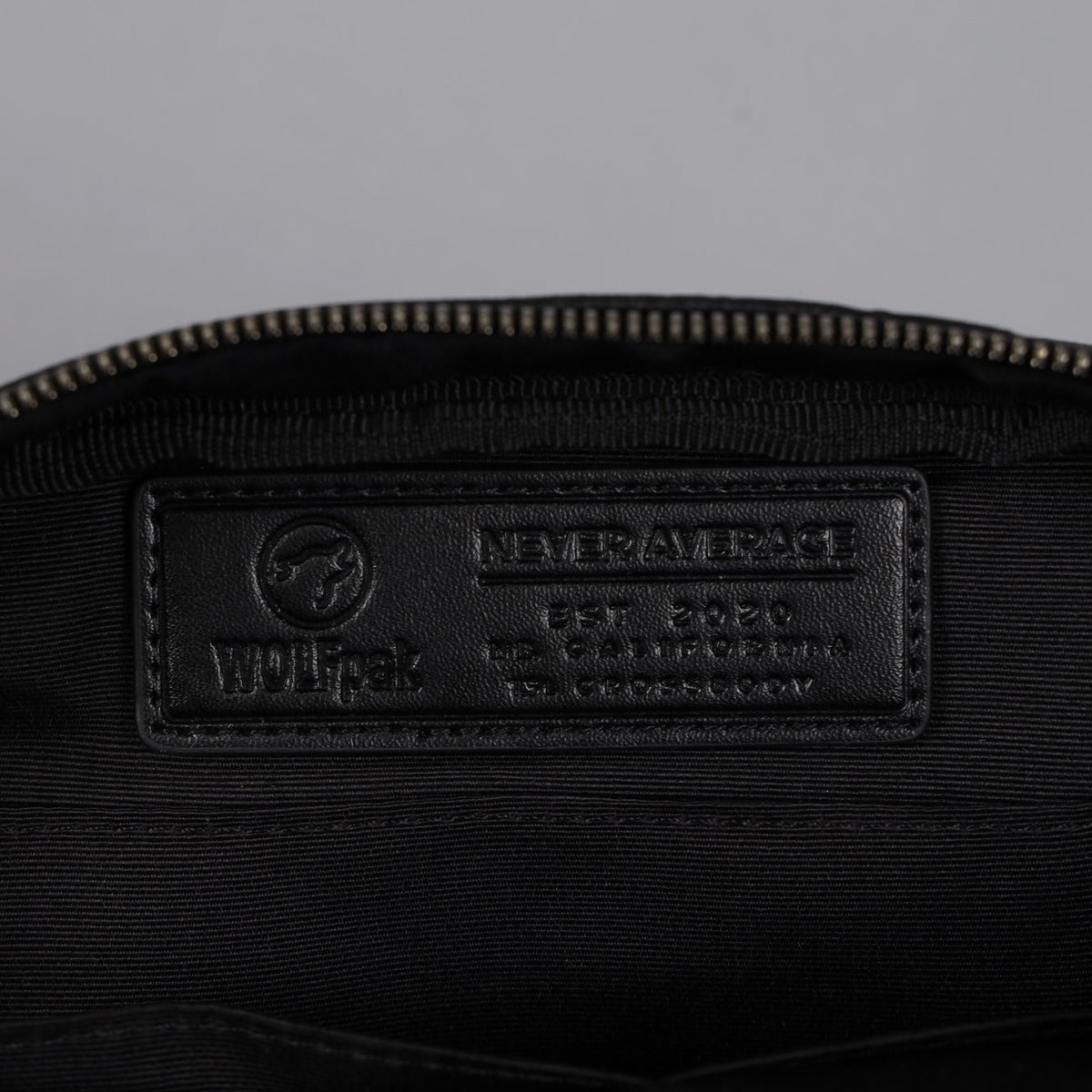 Crossbody Pack Black Luxury Leather - Image 9