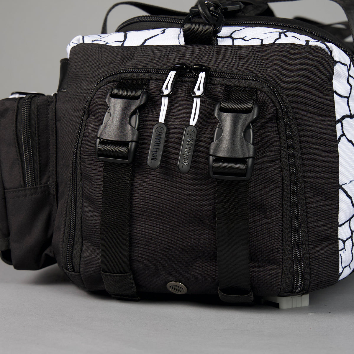 30L Perfect Duffle Bag Part 1: The Rise - Image 14