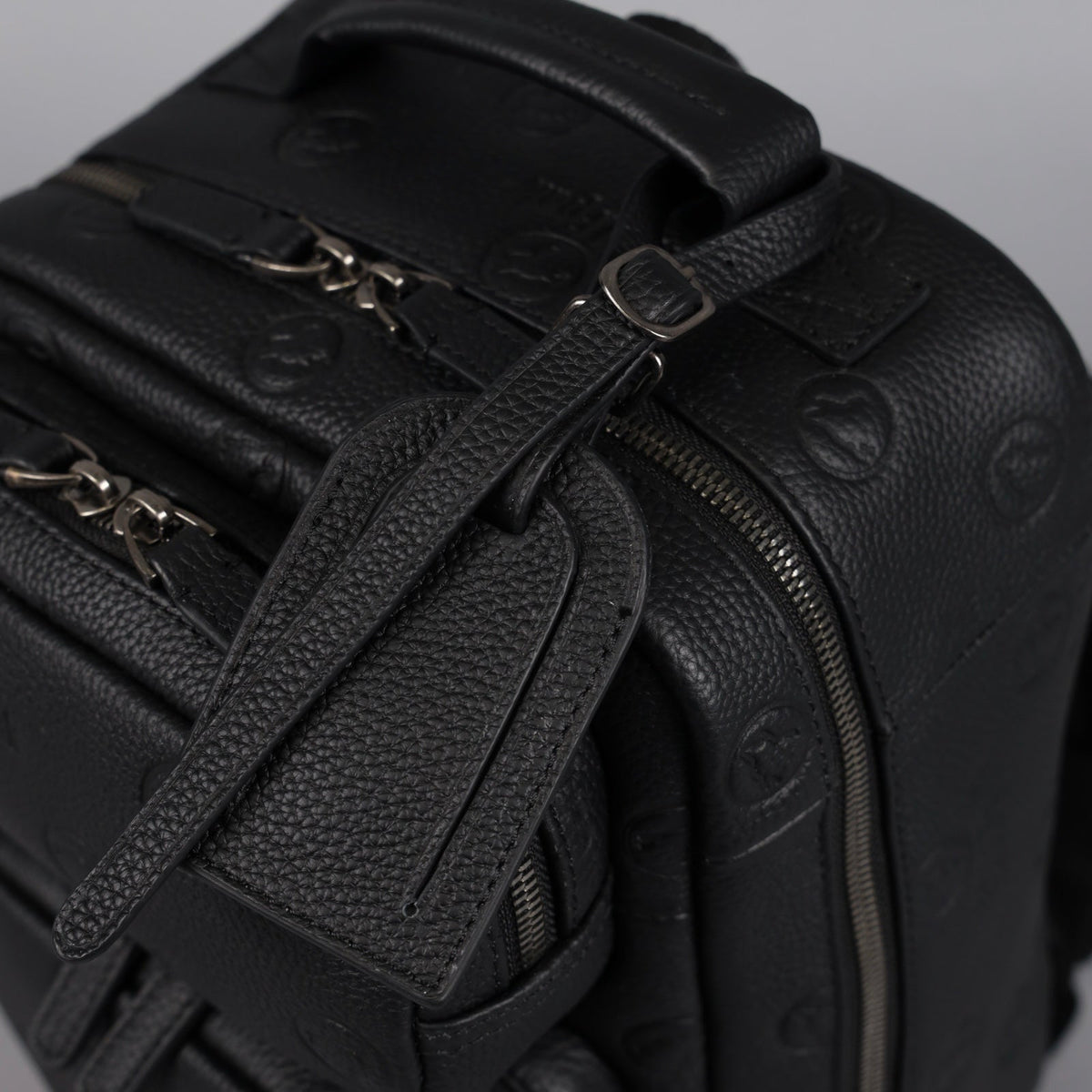 9L Backpack Luxury Leather - Image 15