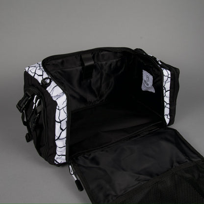 30L Perfect Duffle Bag Part 1: The Rise - Image 21