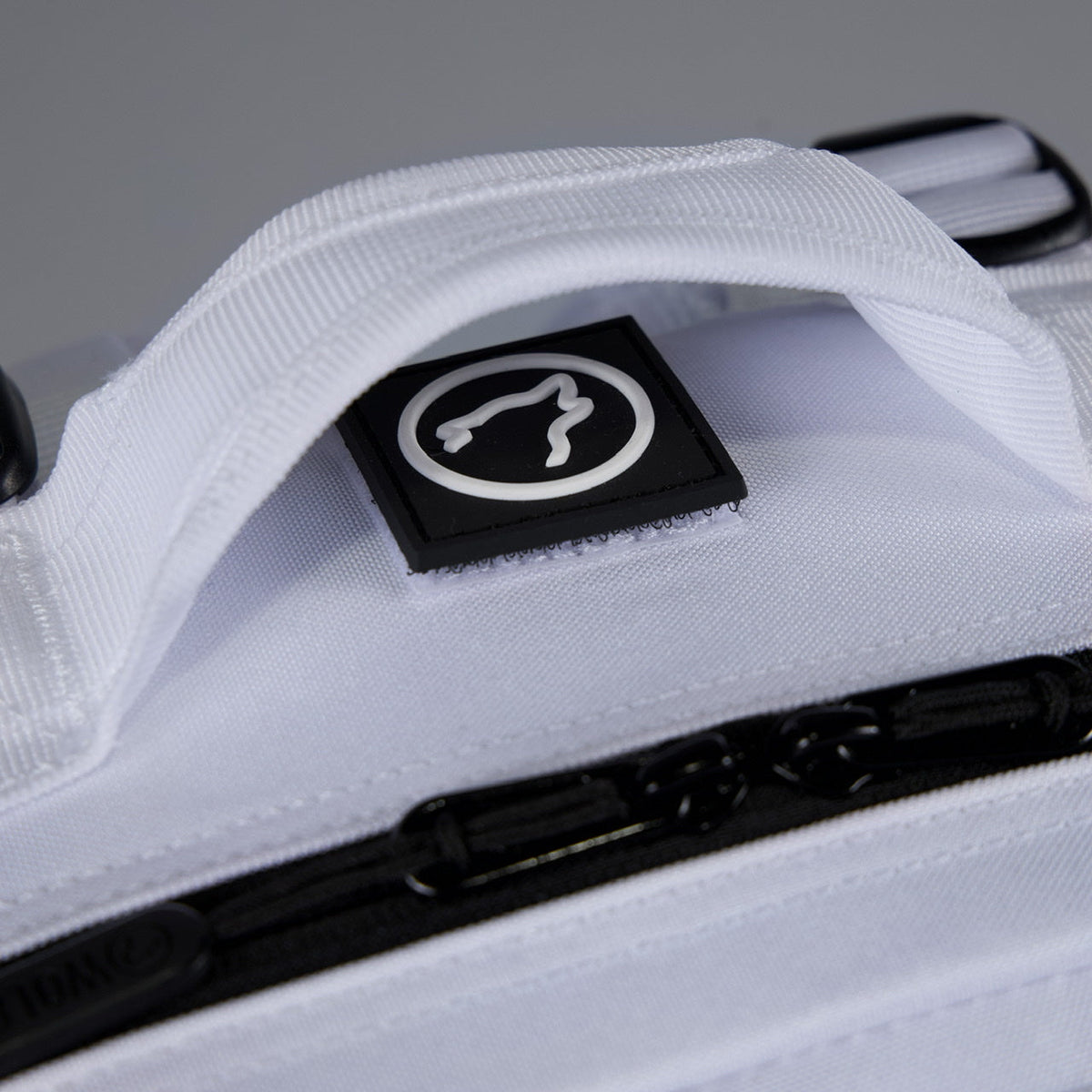 15L Backpack Polar White - Image 13