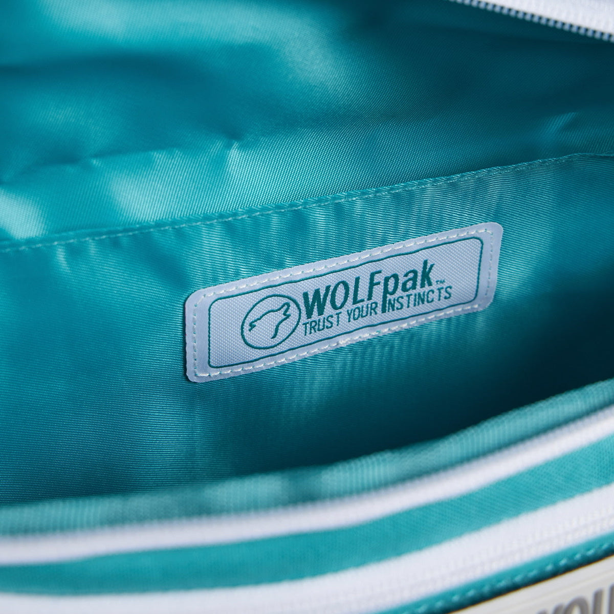 Fanny Pack Aqua Goddess - Image 9