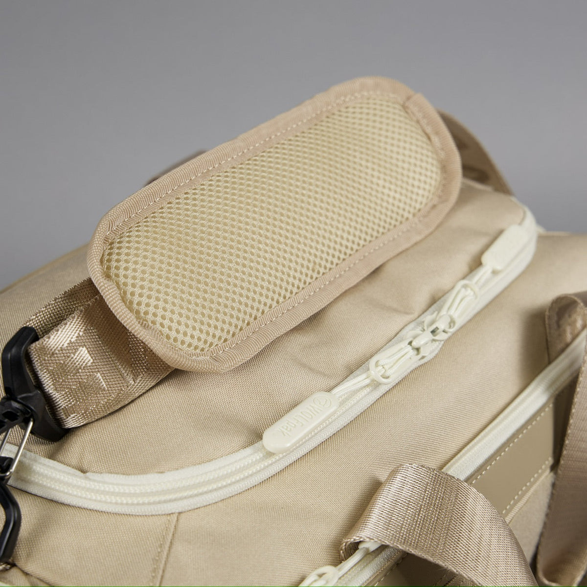 20L Mini Duffle Bag Neutral - Image 19