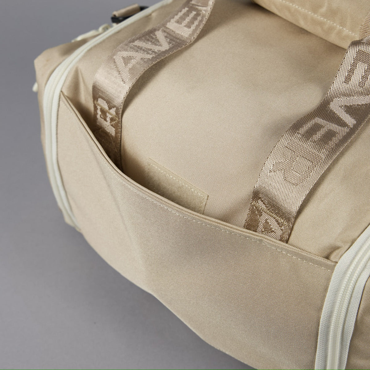 20L Mini Duffle Bag Neutral - Image 30