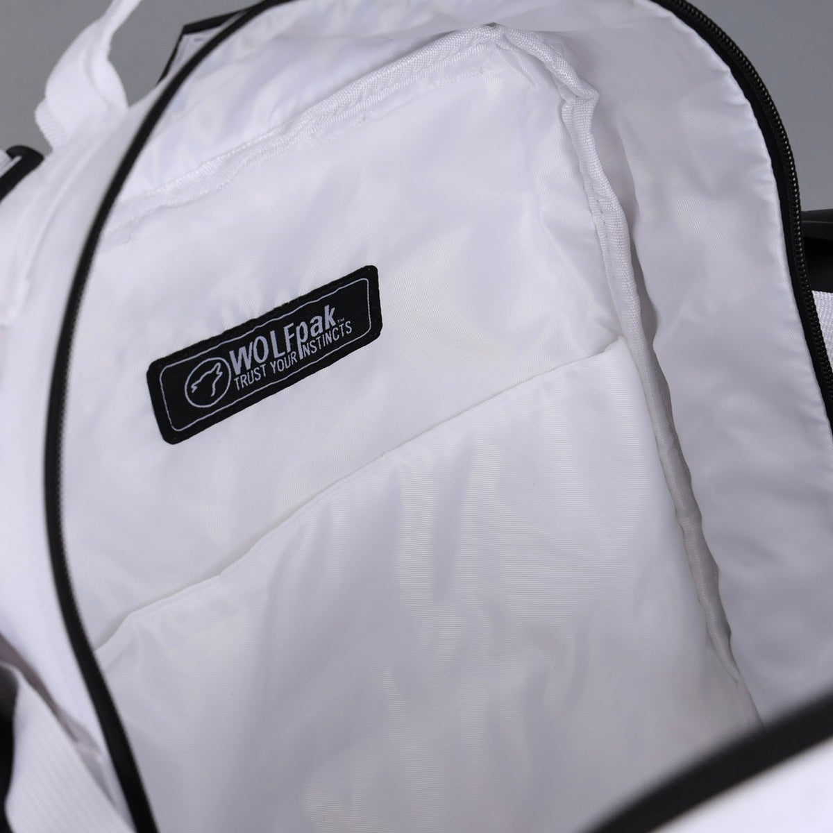 25L Backpack Polar White - Image 7