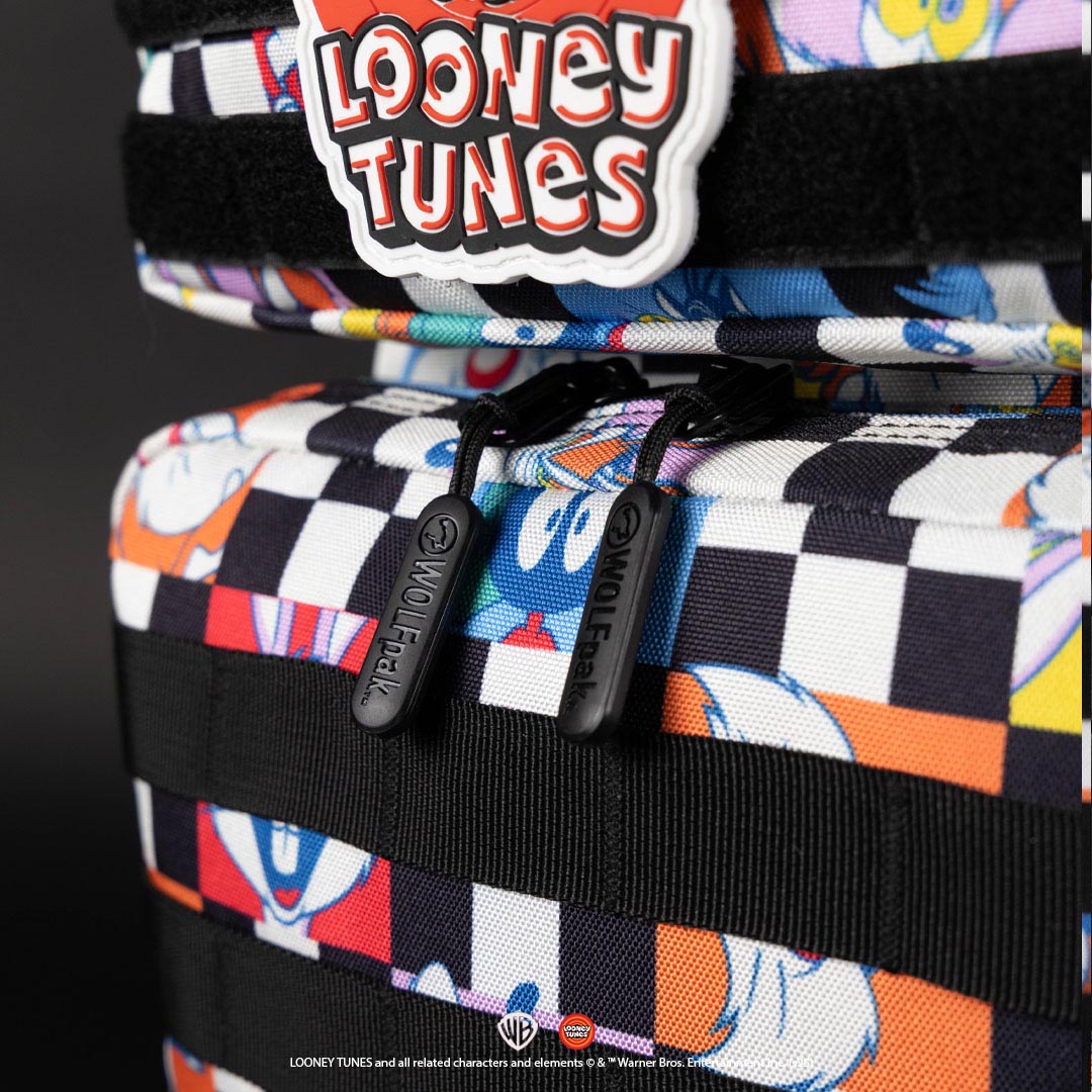 35L Backpack Looney Tunes (SALE) - Image 12