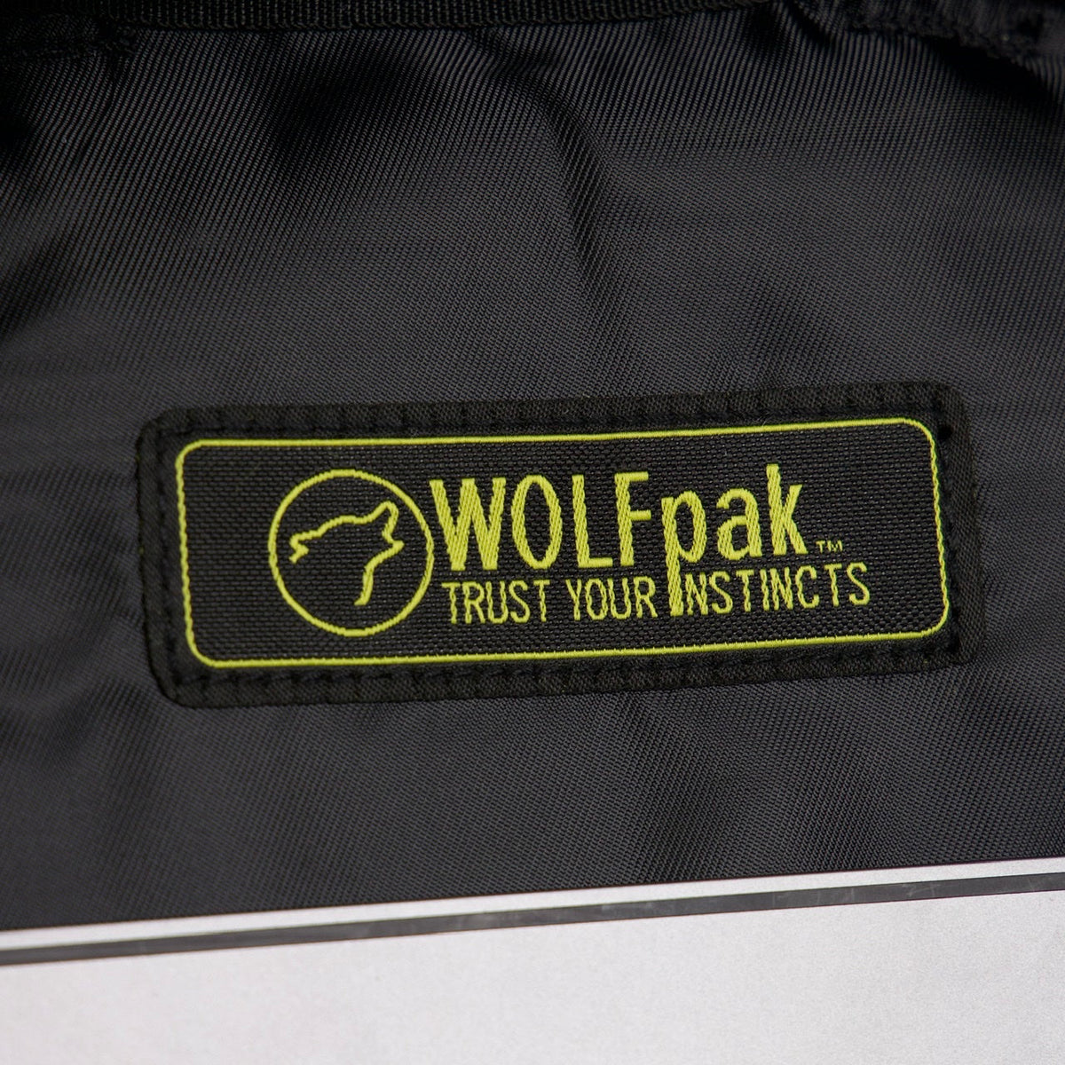 25L Backpack Timber Wolf Yellow Jacket - Image 22