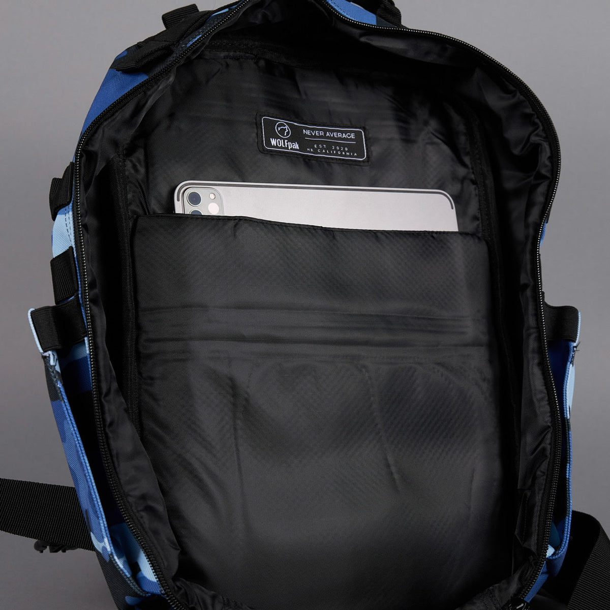 25L Backpack Navy Camo - Image 17