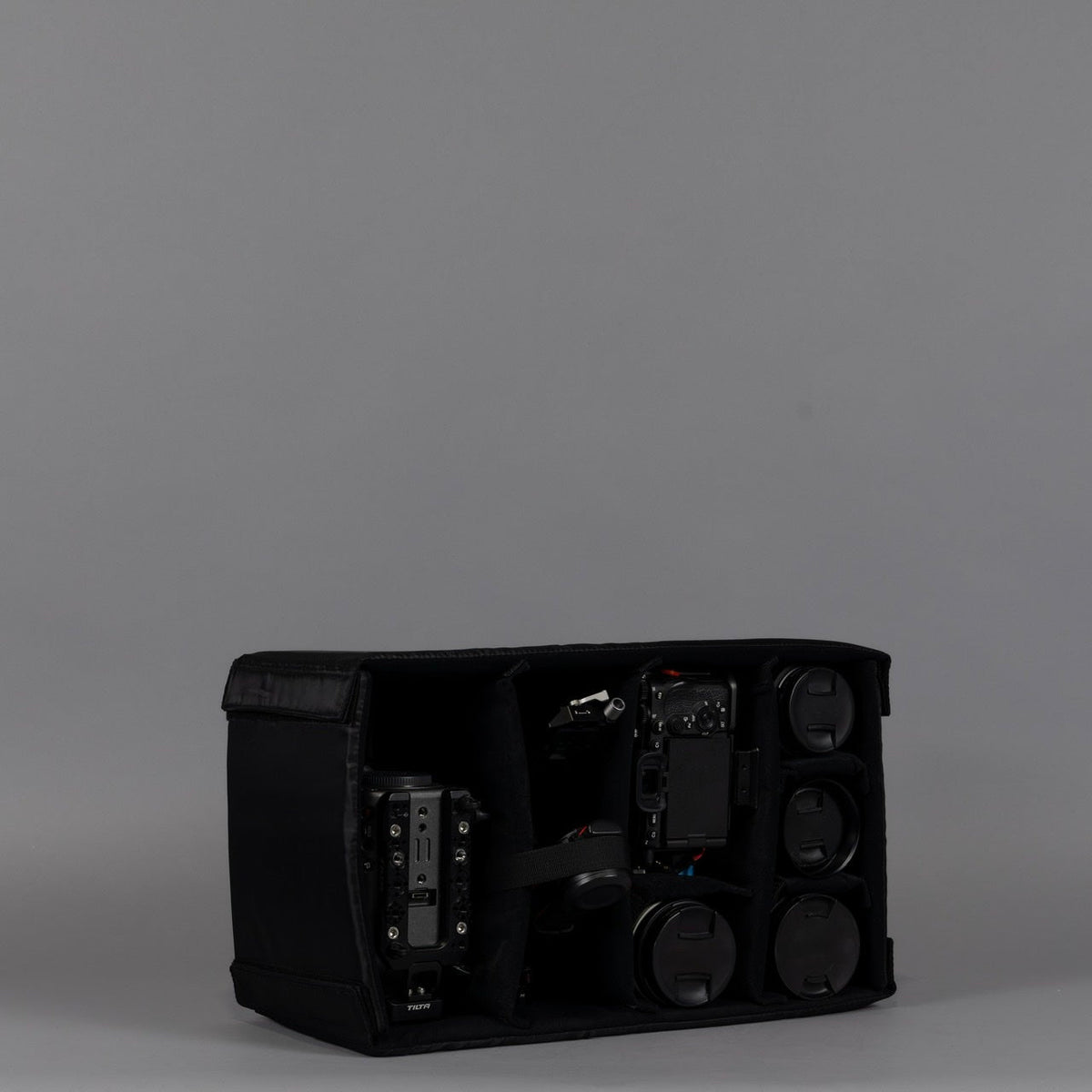 40L Duffle Camera Bag Insert (SALE) - Image 12