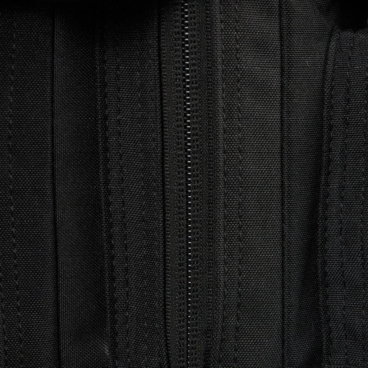 35L Backpack Alpha Black - Image 14