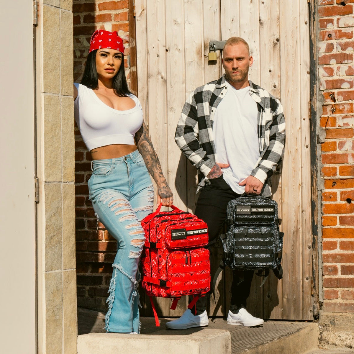 25L Backpack Red Bandana - Image 4