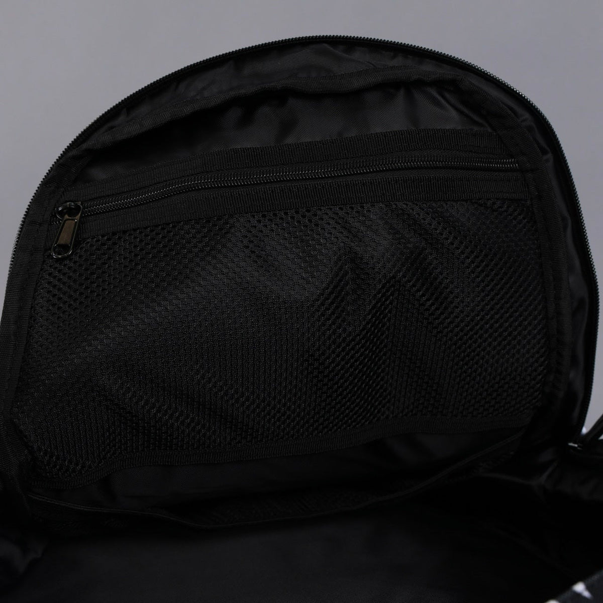 Houndstooth Classic Backpack - Image 18