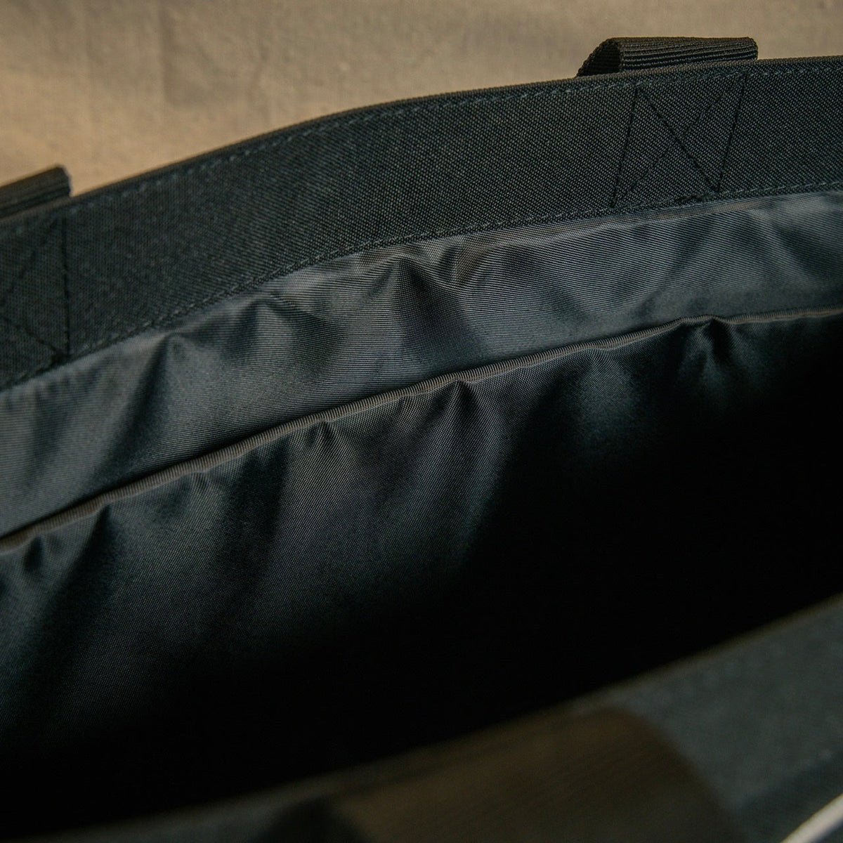 Tote Bag Alpha Black - Image 11