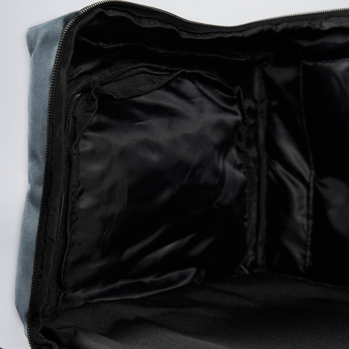 40L Ultimate Duffle Bag Iron Gray - Image 28
