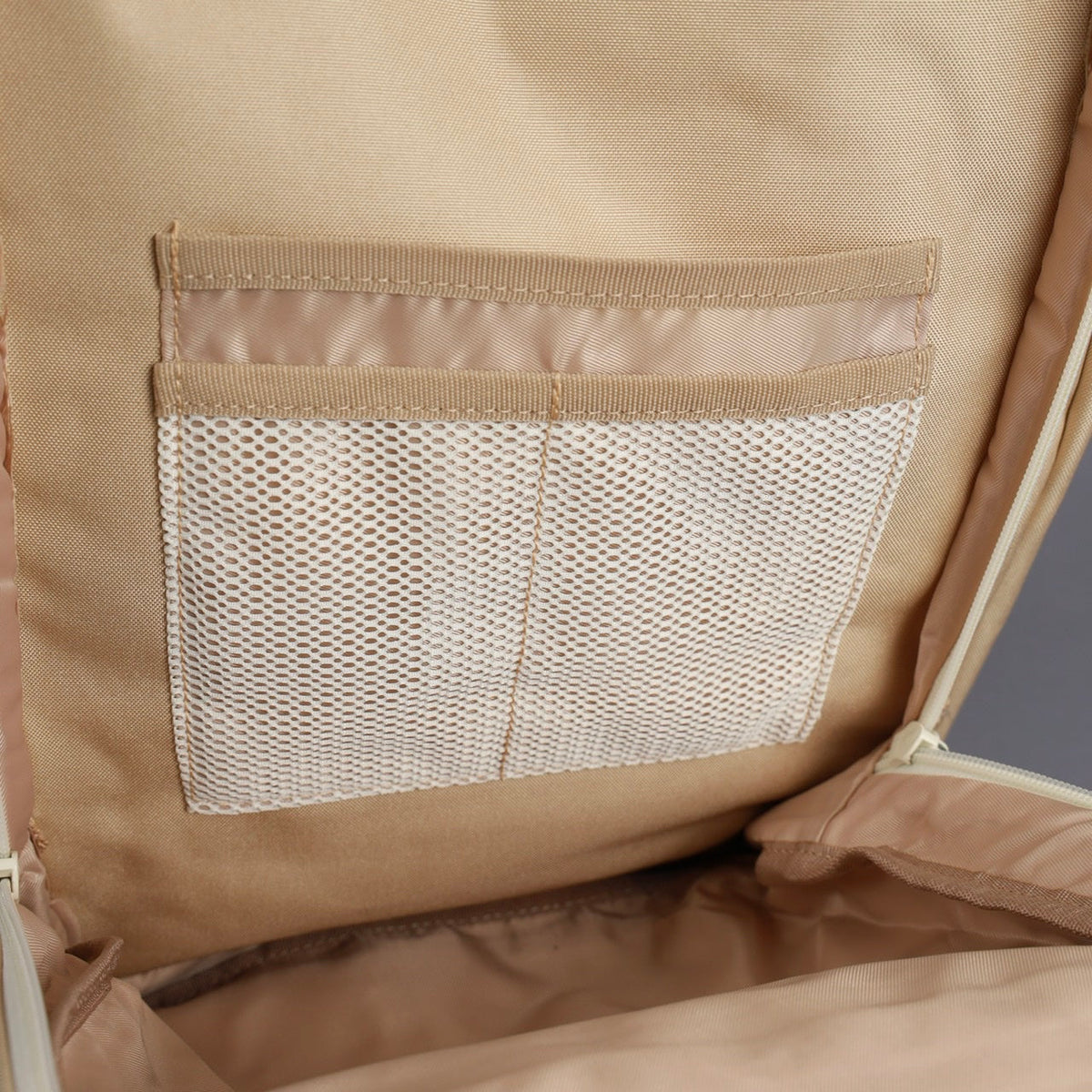 35L Backpack Neutral - Image 6