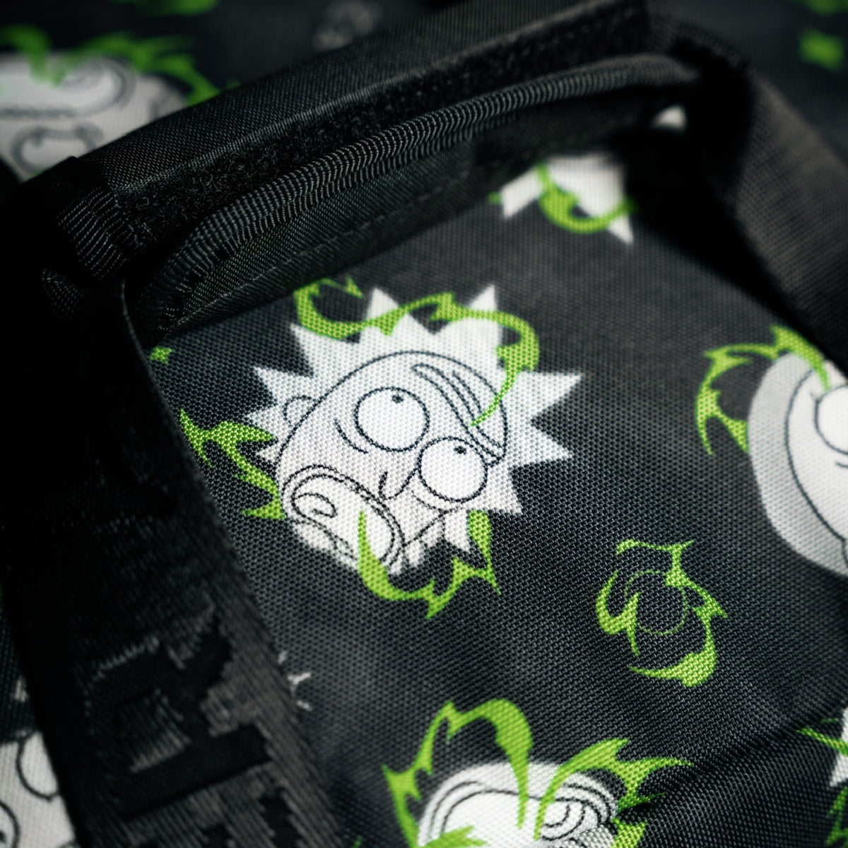 20L Rick and Morty Tactical Lunch Box - Image 5