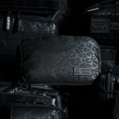Crossbody Pack Black Leopard - Image 5