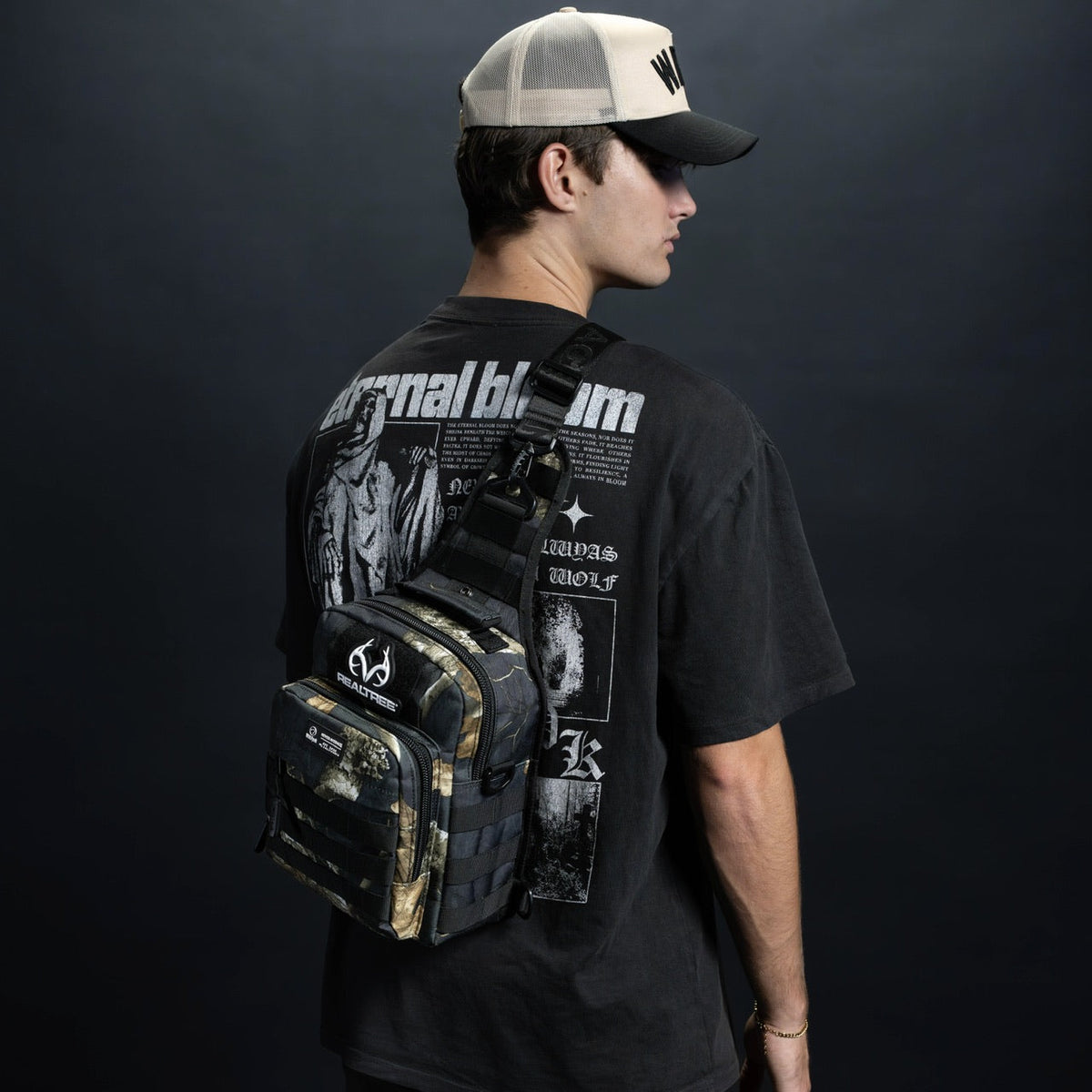 9L Tactical Sling Bag Realtree Edge Black - Image 7