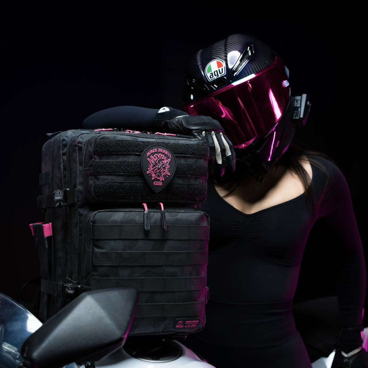 35L Backpack Black Hearts - Image 4