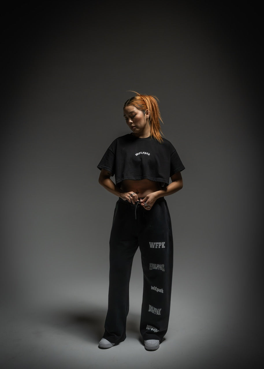 Old London Cropped Tee - Image 3