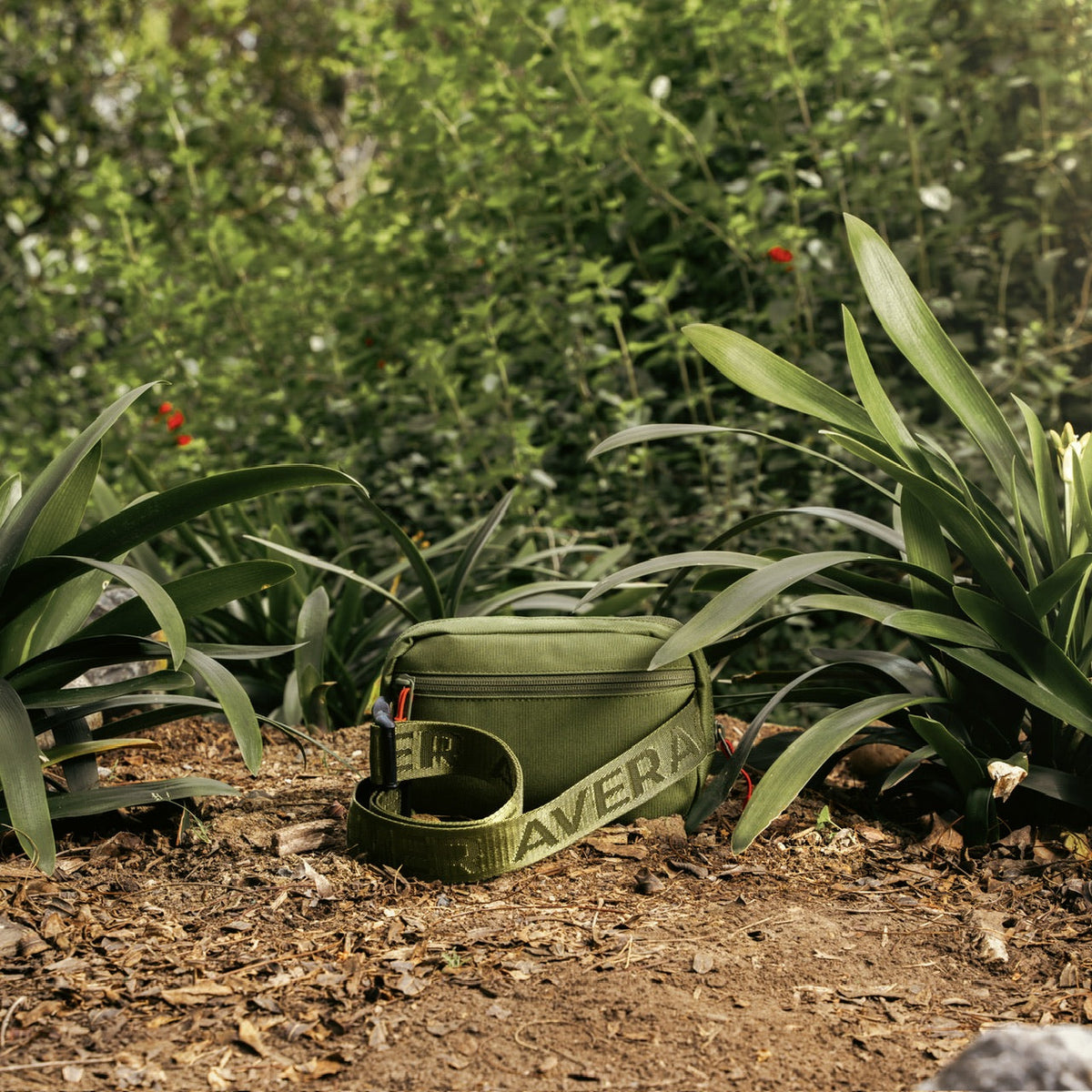 Crossbody Pack Venom Green - Image 2