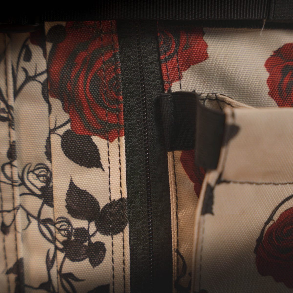 35L Backpack Deadly Bloom - Image 5