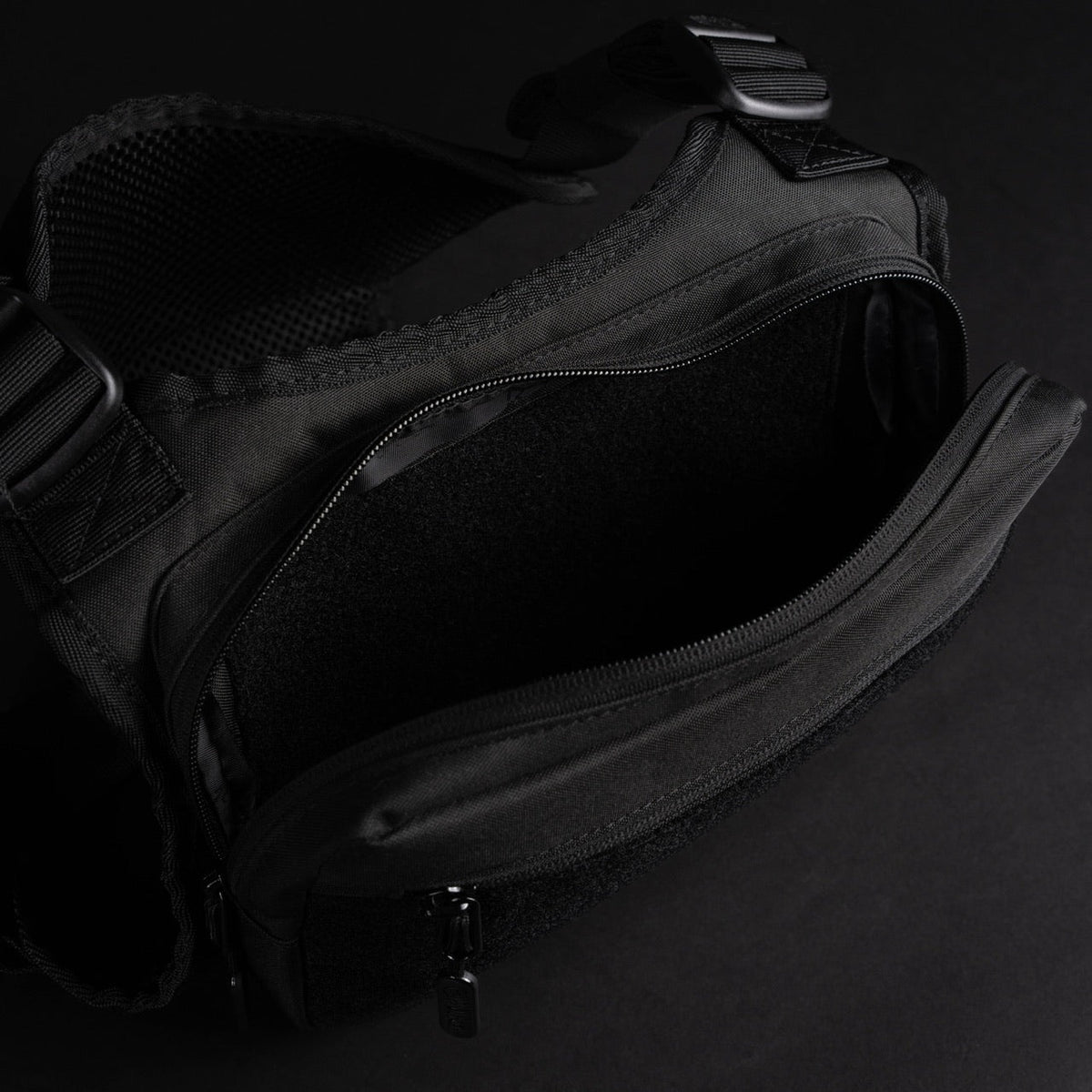 Utility Chest Pack Alpha Black - Image 16
