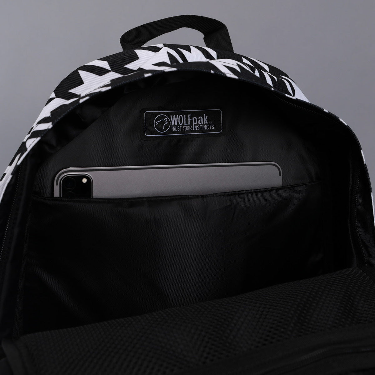 Houndstooth Classic Backpack - Image 17