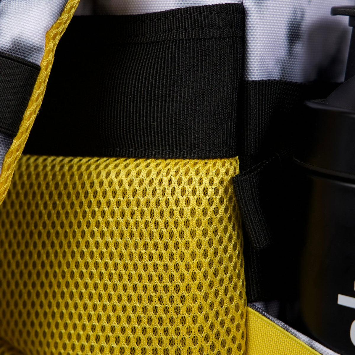 25L Backpack Timber Wolf Yellow Jacket - Image 17